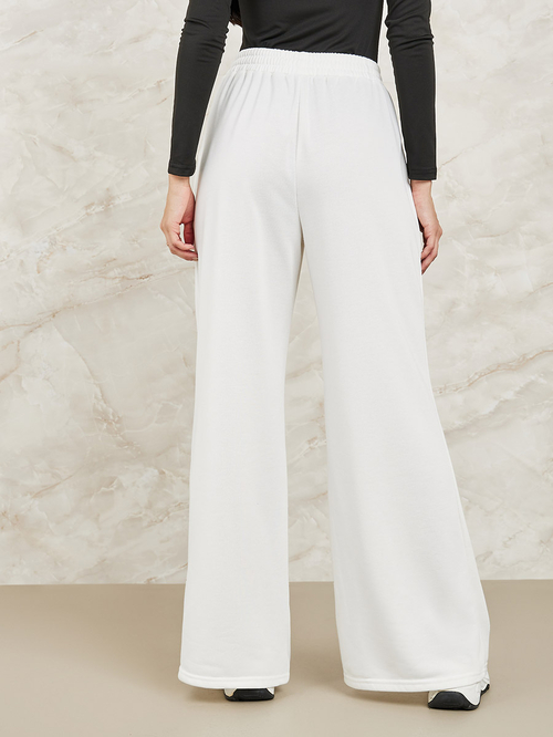 Buy Super Wide Leg High Rise Joggers White For Women Styli Saudi