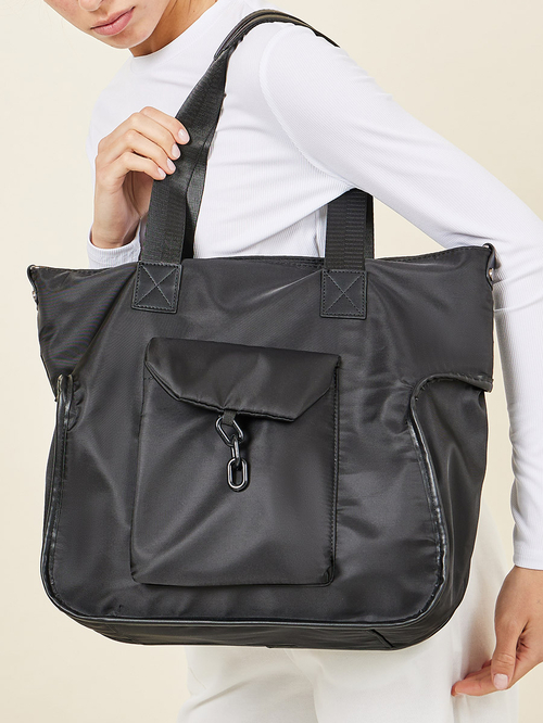 Buy Front Pocket Design Tote Bag Black For Women Styli Saudi