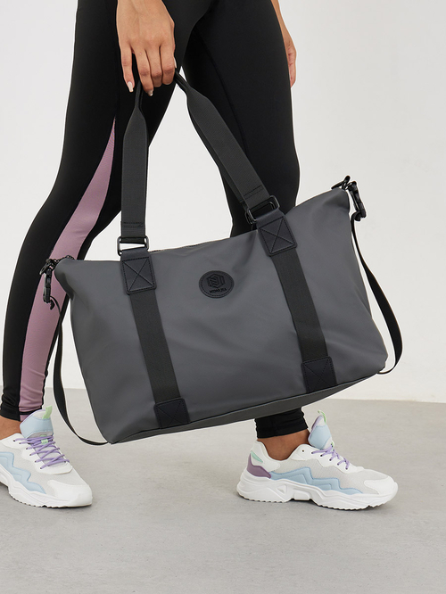Kipling gym bag shop