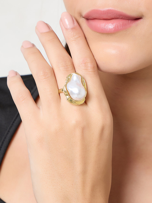 Faux pearl ring store