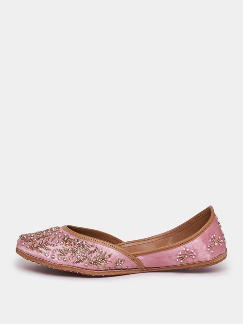 Buy Ethnic Embellished Flat Shoes Peach For Women Styli Bahrain
