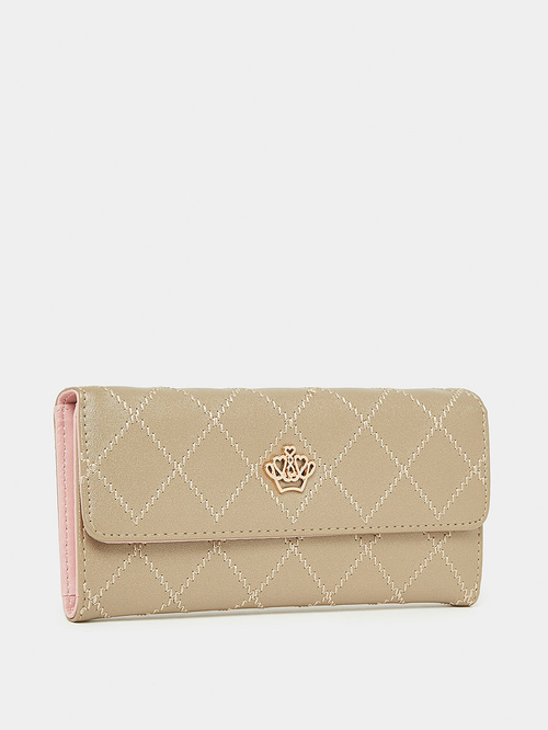 Three fold women's wallet on sale