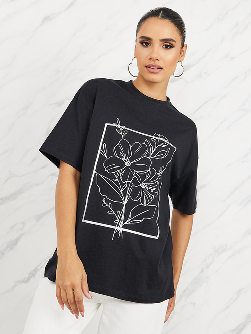 Buy Oversized Floral Foil Print Longline T shirt Black For Women Styli UAE