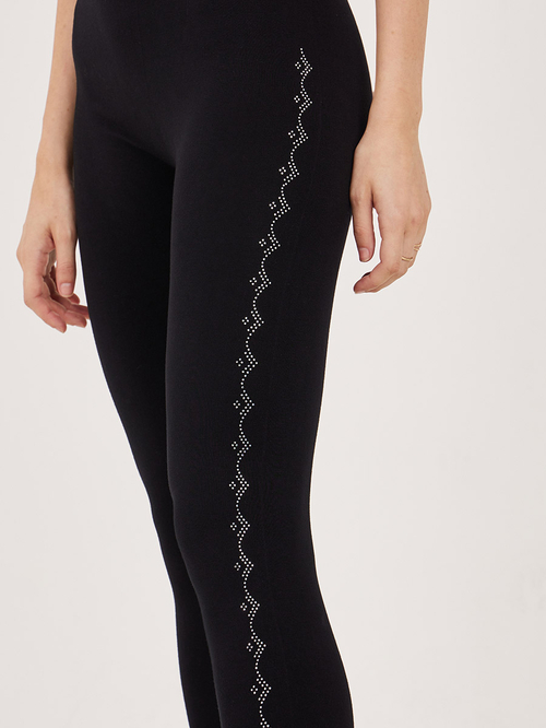 Buy Studded Side Detail Seamless Leggings Black For Women Styli UAE