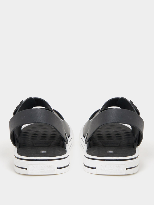 Nike 2 strap sandals with backstrap top