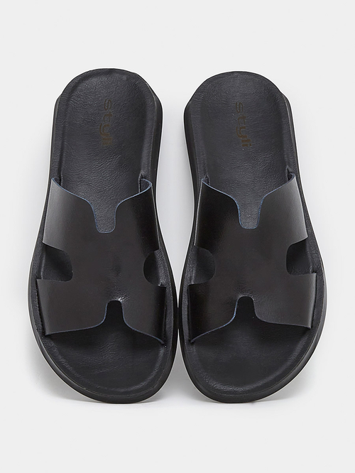 Buy Cut Out Strap Cushion Sole Sandals Black For Men Styli Saudi