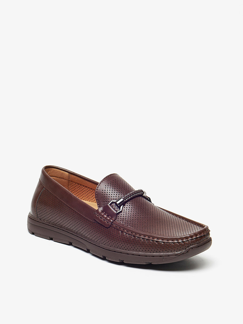 Buy moccasins store
