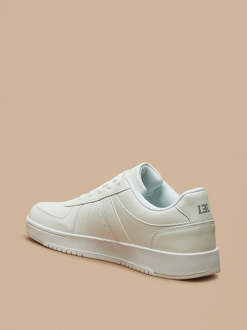 White low ankle sneakers on sale