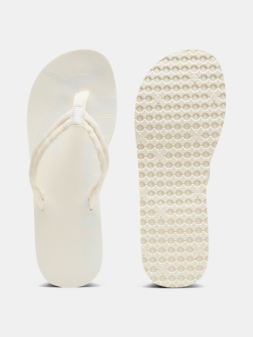 Buy Epic Flip v2 Sandals Off White For Men Styli UAE