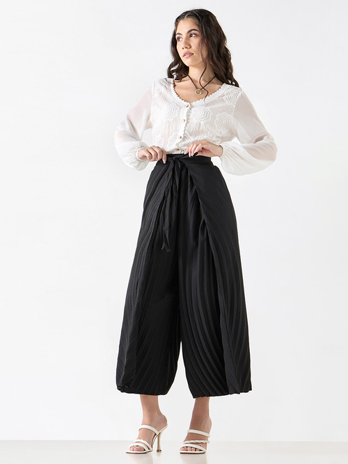 Buy Solid Pleated Wide Leg Wrap Pants Black For Women Styli UAE