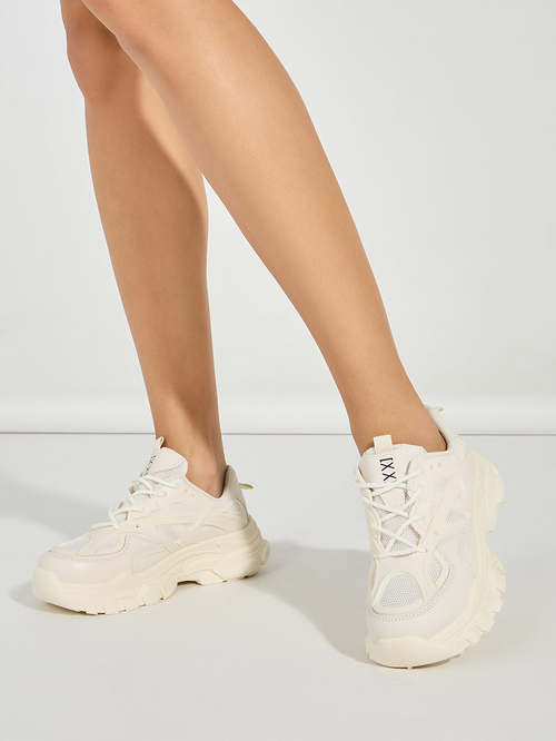 Chunky sneakers beige hotsell