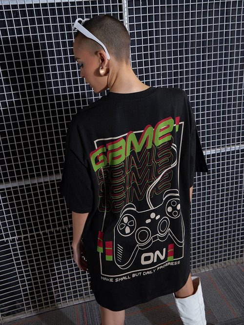 Buy Game On Graphic Print Oversized T Shirt Dress Black For Women Styli Bahrain