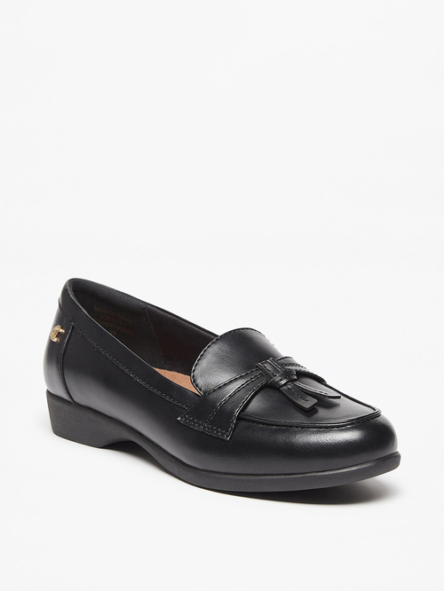 Buy Solid Slip On Moccasins Black For Women Styli UAE