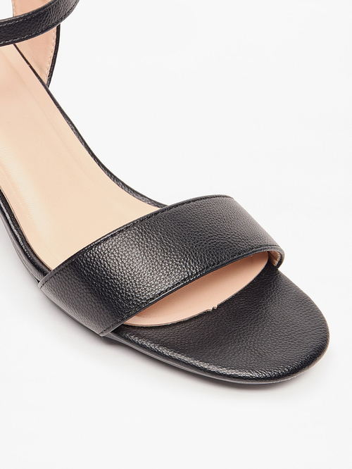 Buy Solid Block Heel Sandals with Buckle Closure Black For Default Category Styli UAE