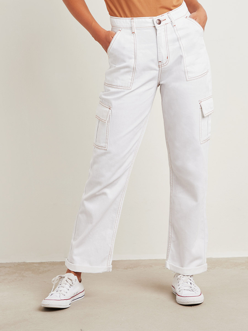 Buy Contrast Stitch Detail Utility Mom Jeans with Cargo Pockets White For Women Styli Saudi
