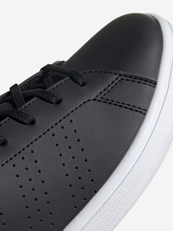 Advantage Base Casual Sneakers