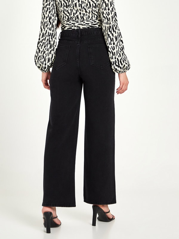 High Rise Wide Leg Jeans with Belt Loops Styli