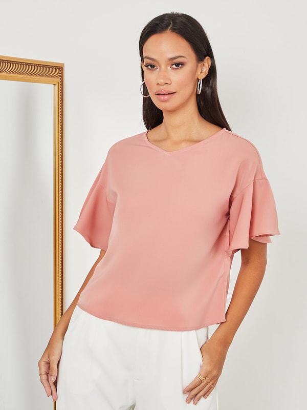 Buy Frill Short Sleeves V Neck Blouse Pink For Women | Styli