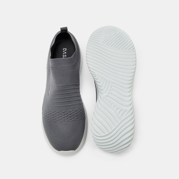 Kara slip clearance on trainer