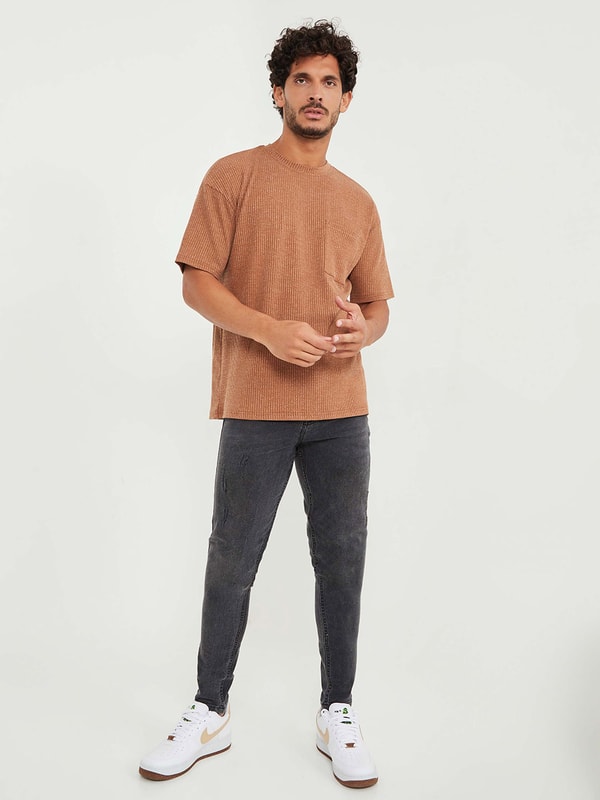 Oversized Fit Textured Ribbed Knit T-shirt with Pocket Detail | Styli