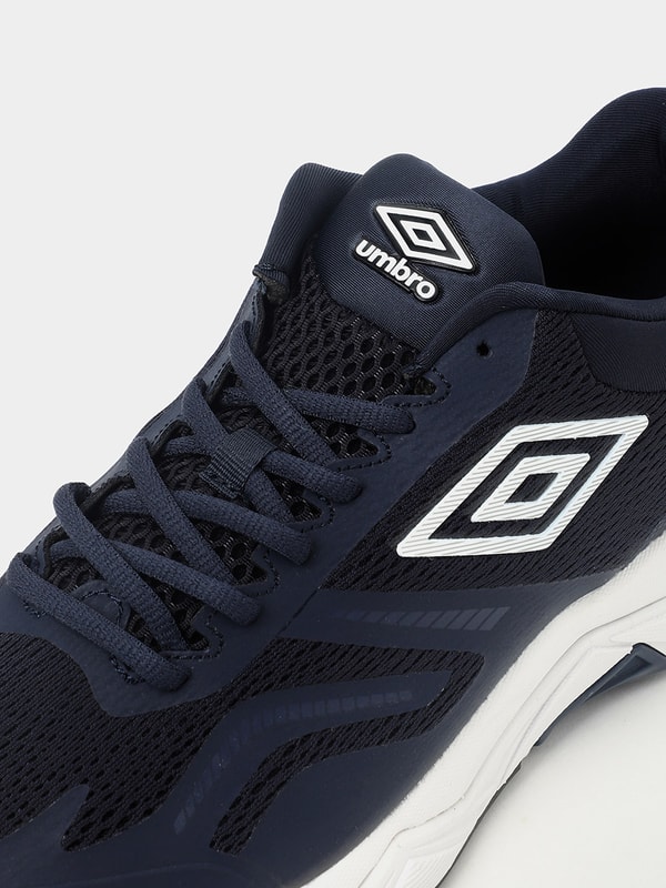 Umbro running shoes price best sale