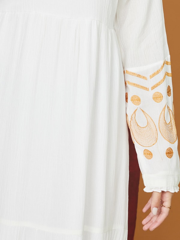 Embroidered A-Line Maxi Dress For Women at Bahrain | Styli