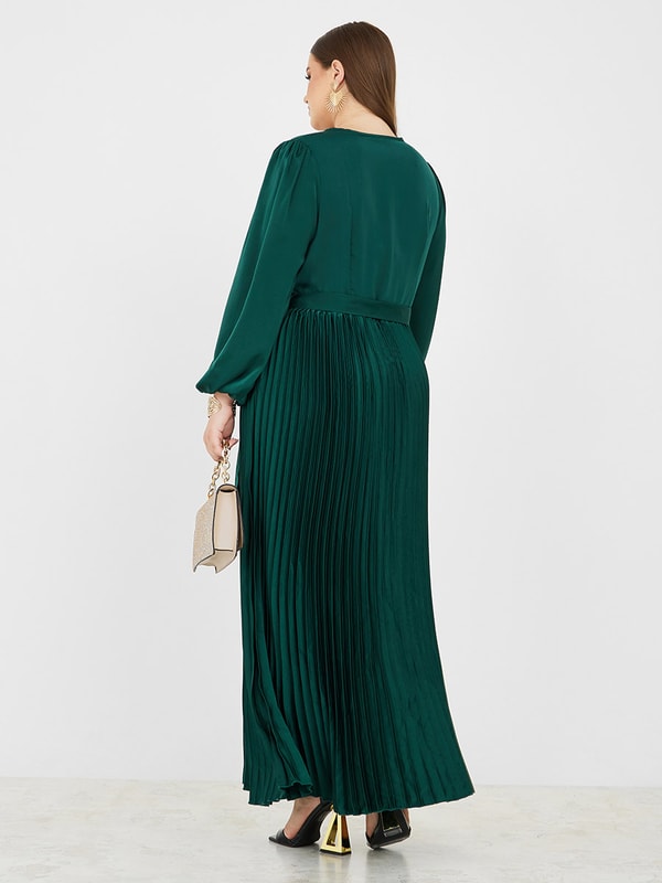 open lace back dress Printed Chiffon Pleated V Neck Gown – Terijon.com main image 0