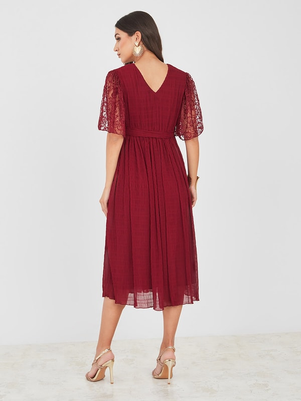 Talulah candid lace midi dress 2025
