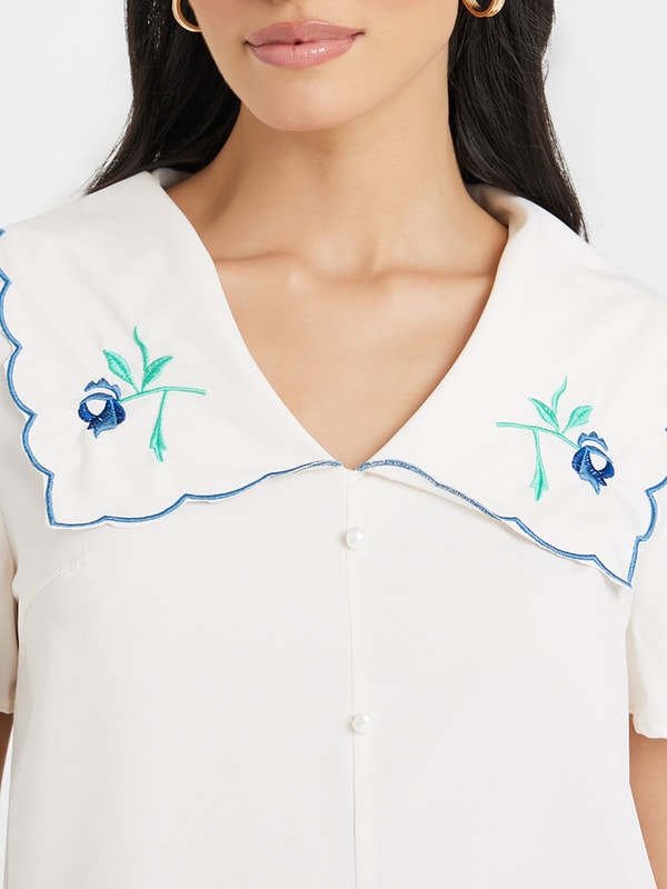Embroidered collar deals