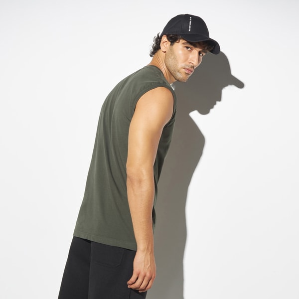 Sleeveless t shirts for men with cap hotsell