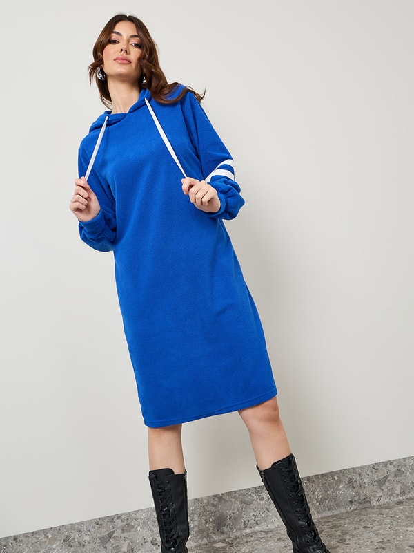 Buy Striped Sleeve Hooded Knee Length Sweatshirt Dress Blue For Women Styli Saudi