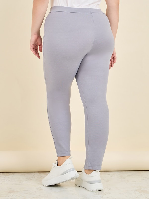 Buy Plus Front Slit Hem Ponnte Legging Grey For Women Styli Saudi