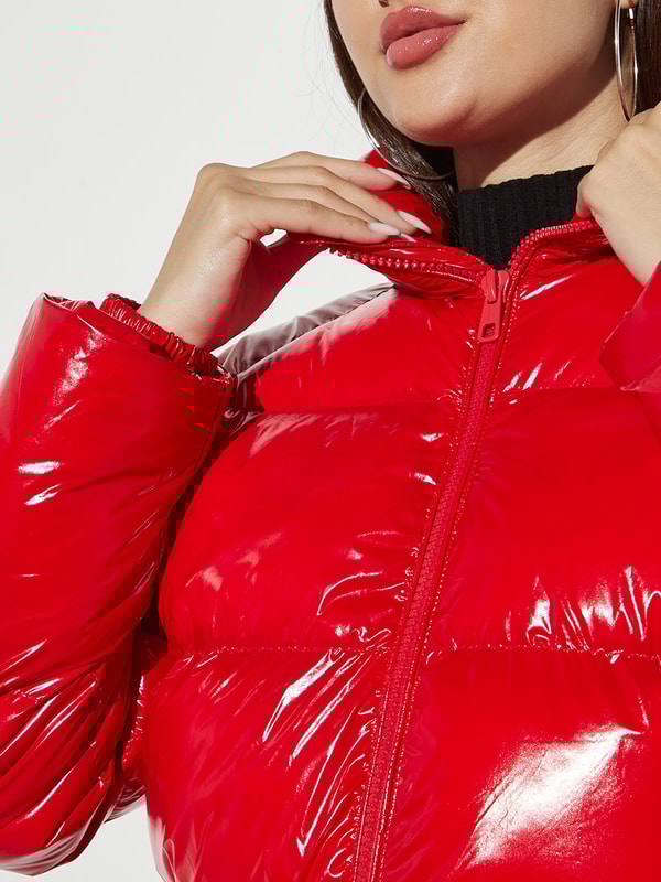 High Neck Cropped Puffer Jacket with Zip Closure For Women