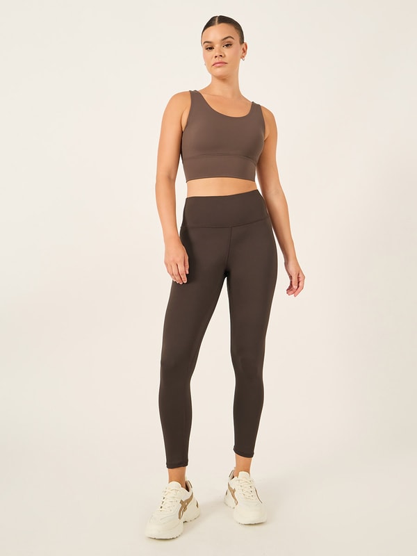 Low Back Broad Underband Low Impact Sports Bra For Women at UAE | Styli
