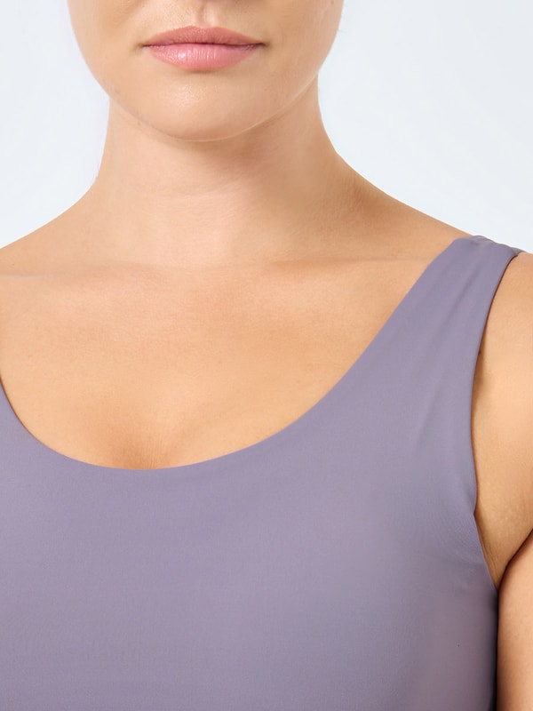 Low Back Broad Underband Low Impact Sports Bra For Women at UAE | Styli