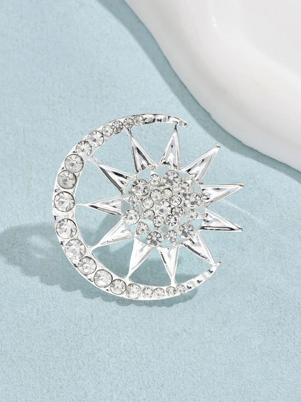 Silver Crescent Moon and Star Statement Ring For Women at Saudi | Styli