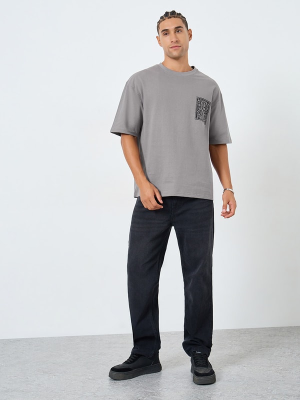 Men Grey Graphic Print Oversized T-Shirt For Men at UAE | Styli