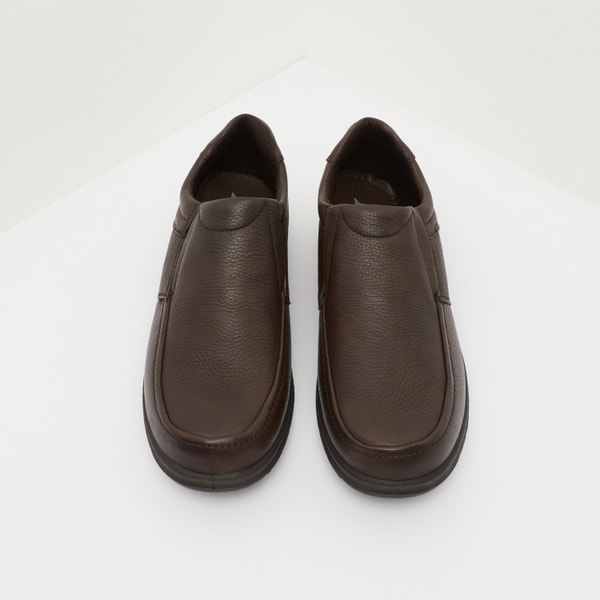 IMAC Textured Leather Slip On Loafers For Men at UAE | Styli display picture 1