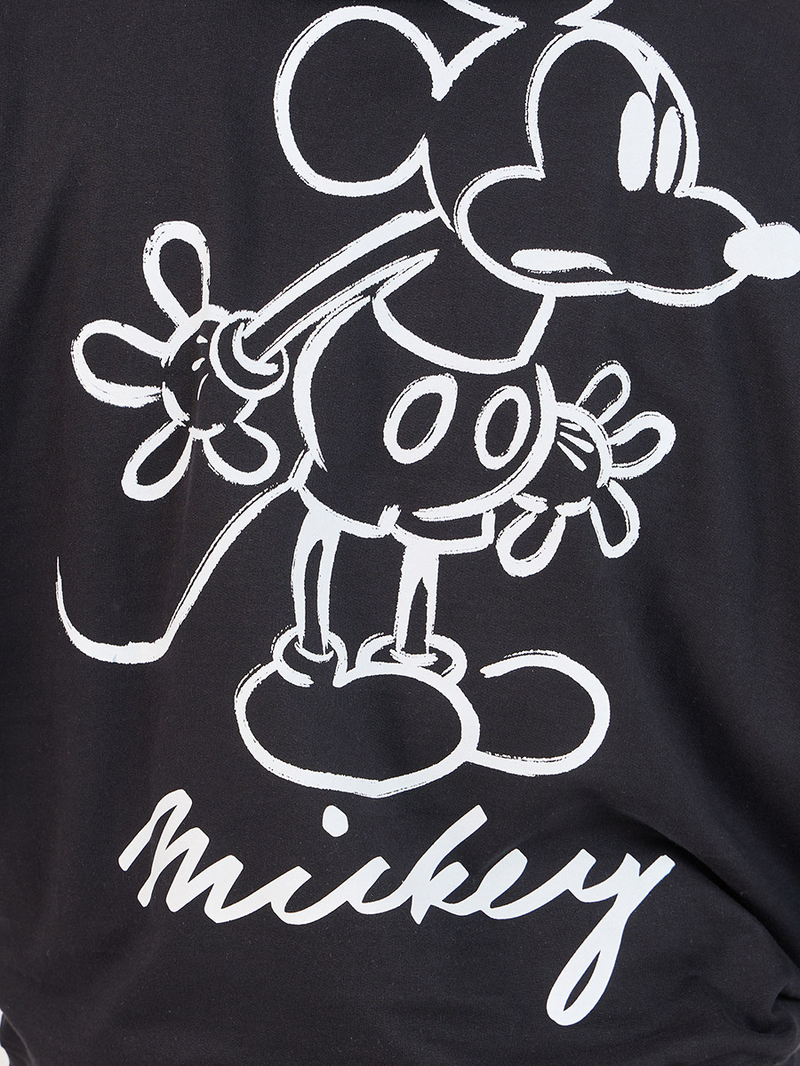 DENIMDUNGAREE×ディズニーMickey stencil sweat 𝟖𝟎𝐬~ 𝐏𝐫𝐢𝐧𝐭𝐞𝐝 𝐒𝐰𝐞𝐚𝐭 𝐒𝐡𝐢𝐫𝐭 𝐌𝐢𝐜𝐤𝐞𝐲