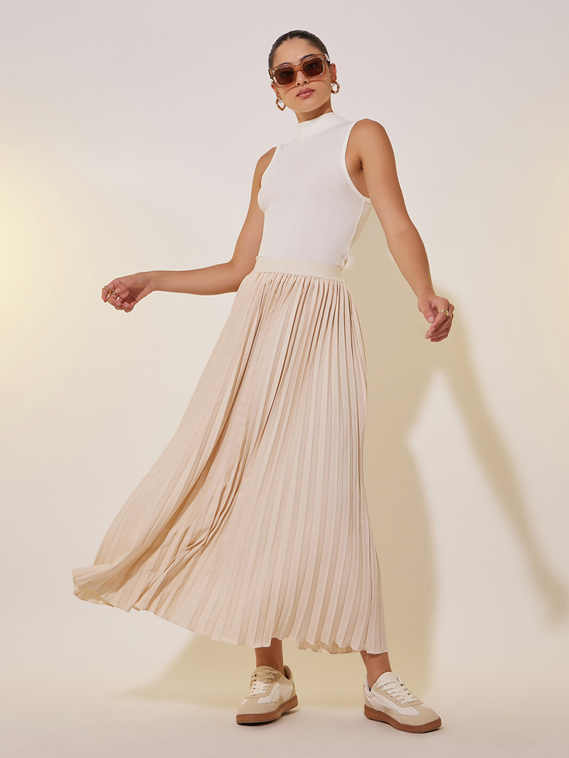 Solid Maxi A-Line Pleated Skirt For Women at Bahrain Styli