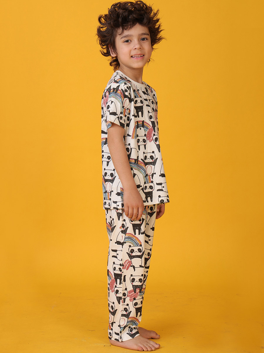 All-Over Panda Print T-Shirt and Pyjama Set For Kids at Qatar Styli