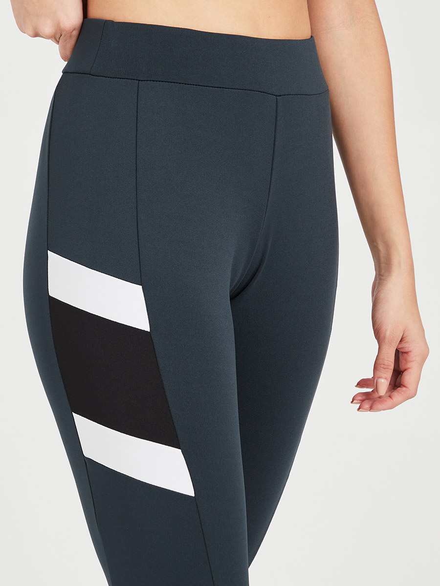 Three Thigh Stripes Contrast Detail Active Leggings