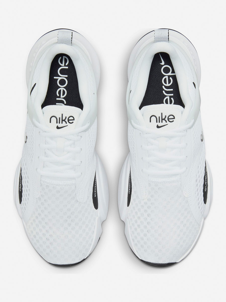 nike training superrep go trainers in white