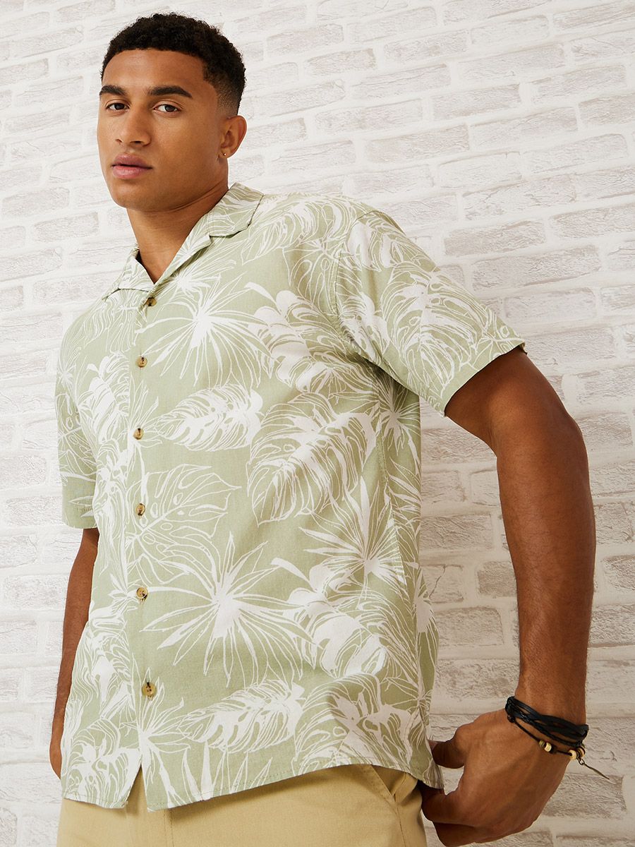 Breezy Resort Floral Print Flat Collar Shirt For Men at UAE Styli