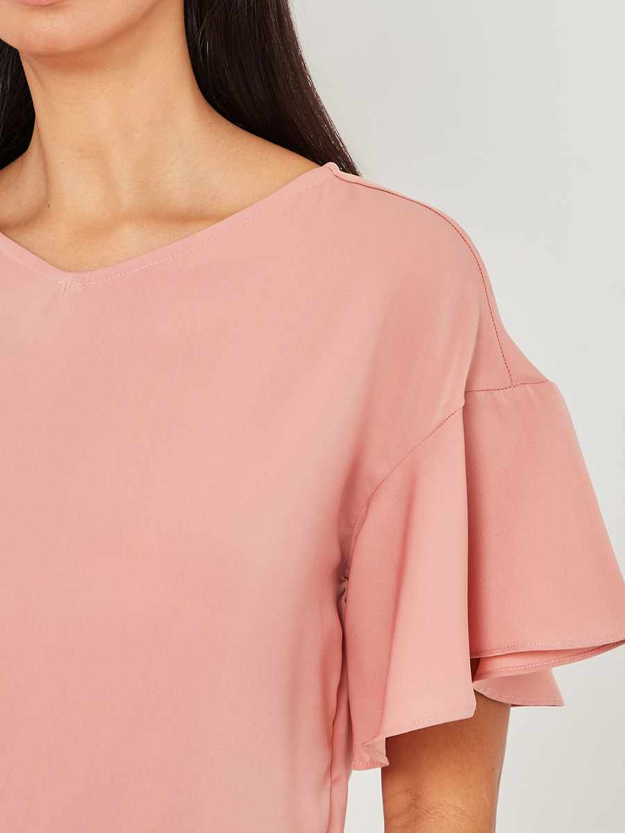 Buy Frill Short Sleeves V Neck Blouse Pink For Women | Styli