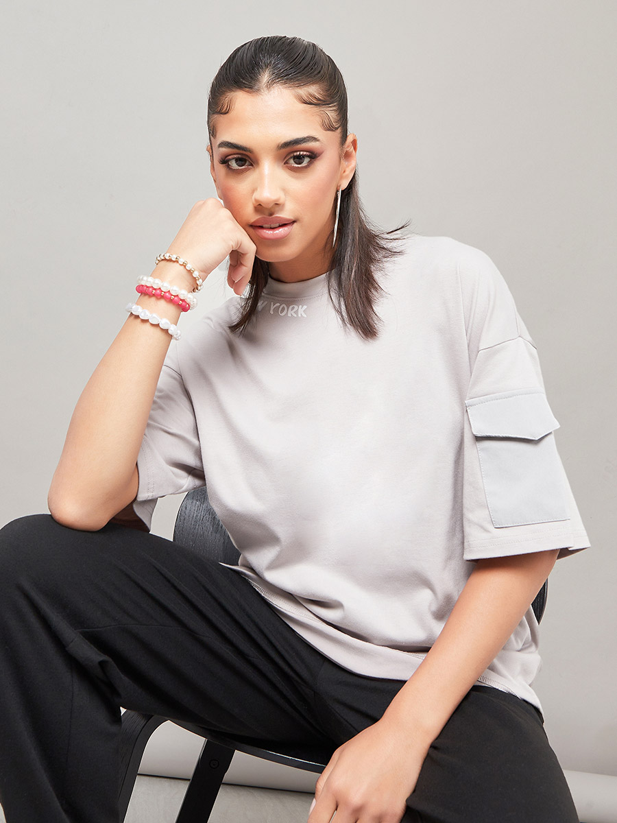 Pull&Bear oversized t-shirt with drop shoulder in white