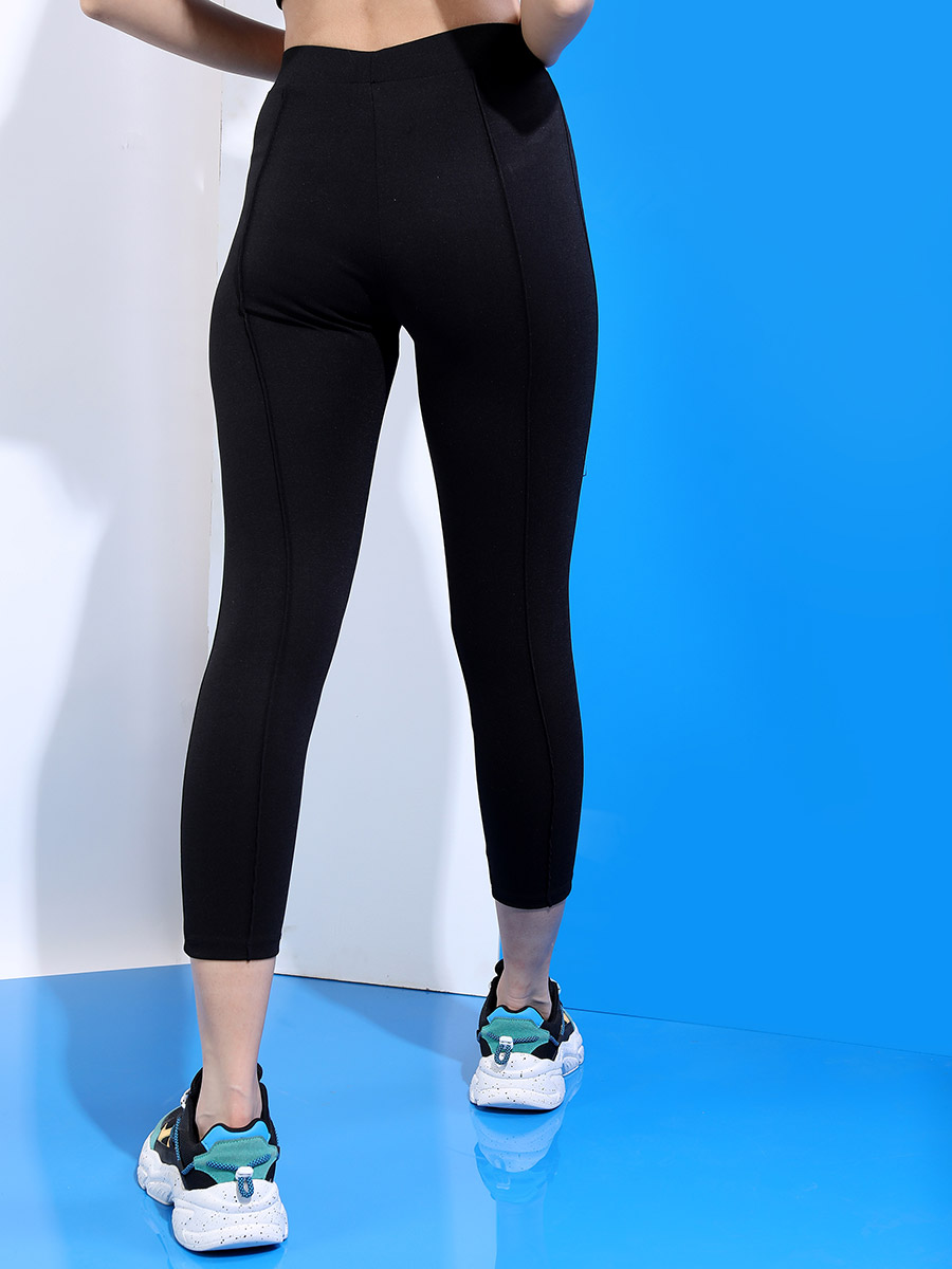 Pintuck Detail Elastic Waistband Leggings