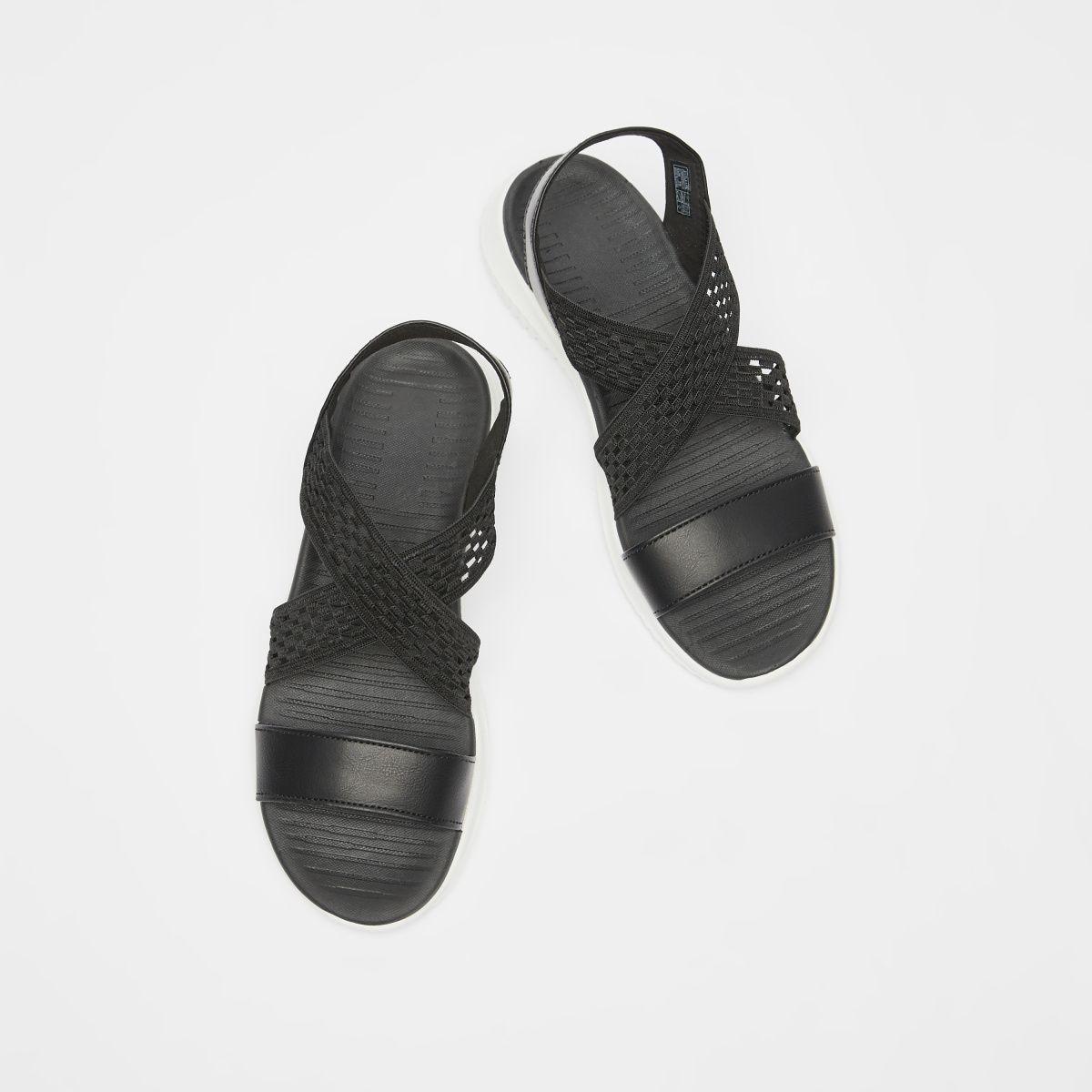 Nike sandals best sale with back strap