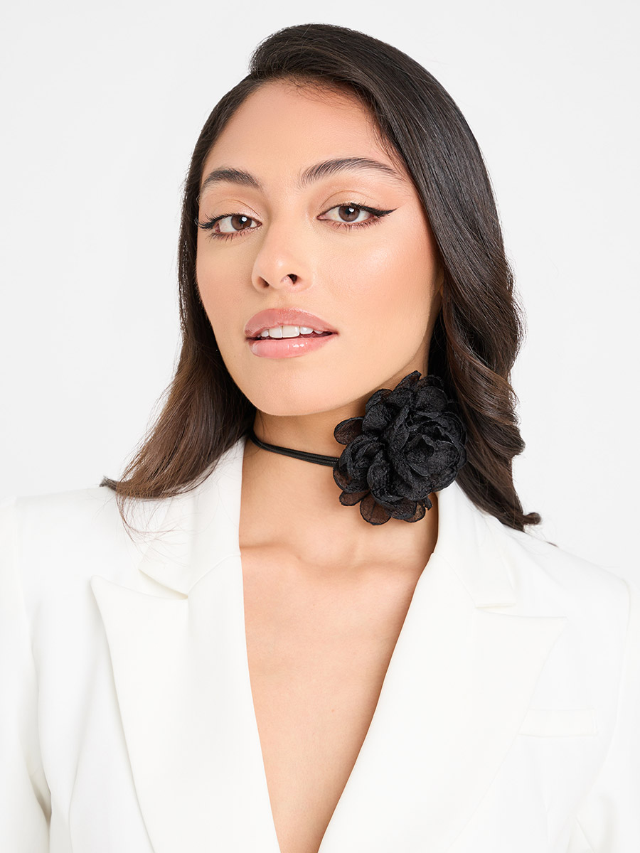 Buy Rose Tie Choker Necklace Black For Default Category Styli UAE