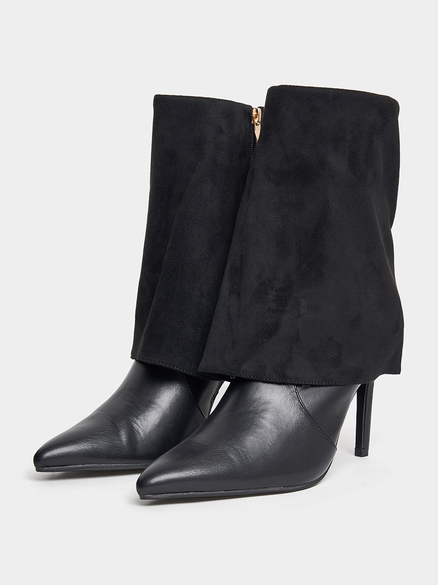 Pointed-toe ankle boot swith zip closure